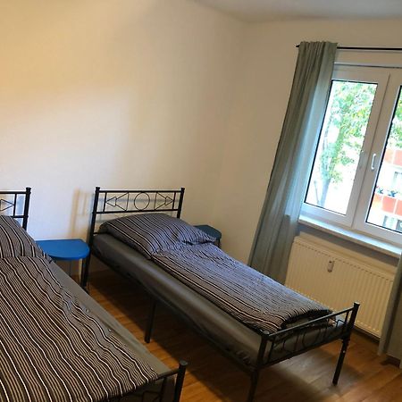 Ferienwohnung Monteurzimmer Heinzberg Haus Арнщат Екстериор снимка